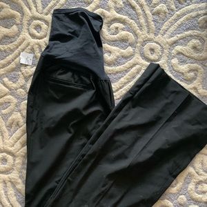 Brand new Gap Maternity dress pants in size 0